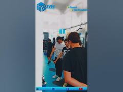 JYH 공장을 방문한 고객